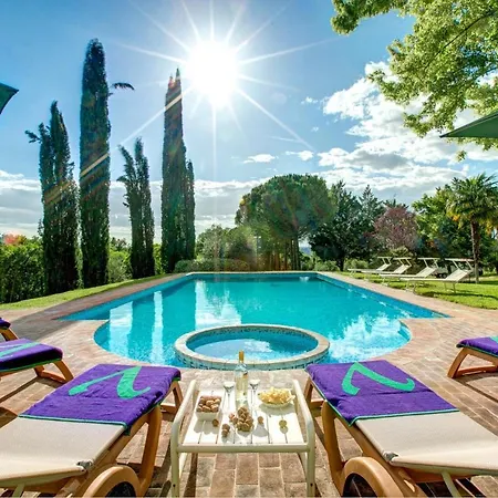 Villa Sleeps 9 Pool Air Con Wifi Giove