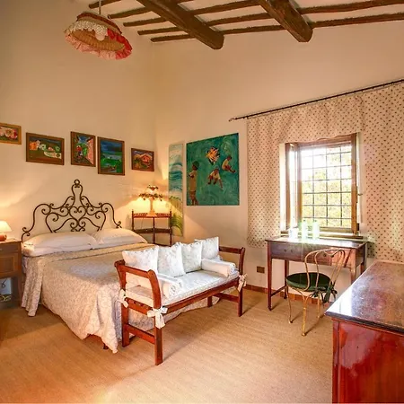 Sleeps 9 Pool Air Con Wifi
